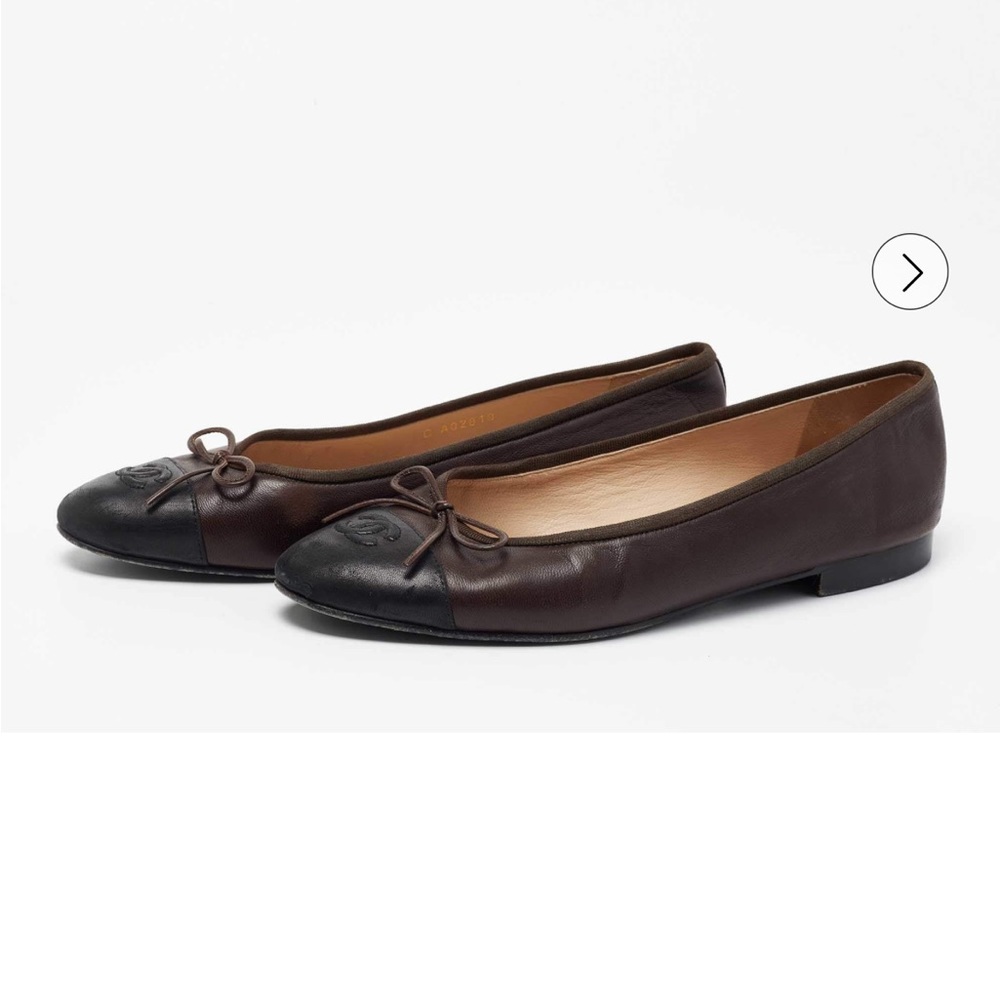 Authentic Chanel Brown/Black Leather CC Bow Ballet Flats Size 41